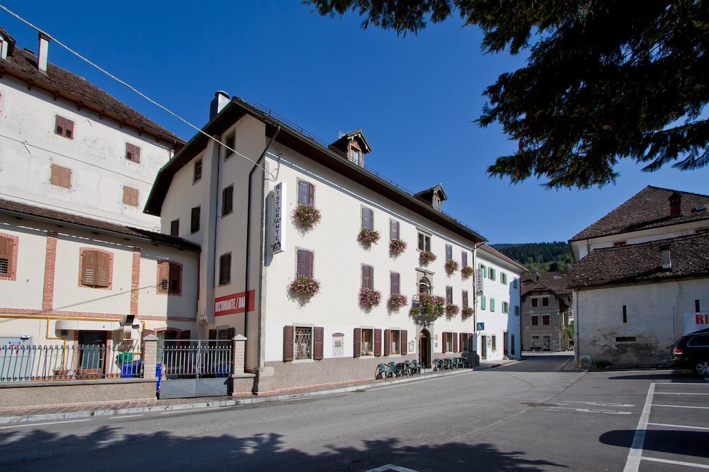 Albergo Alle Alpi Comeglians Exterior photo